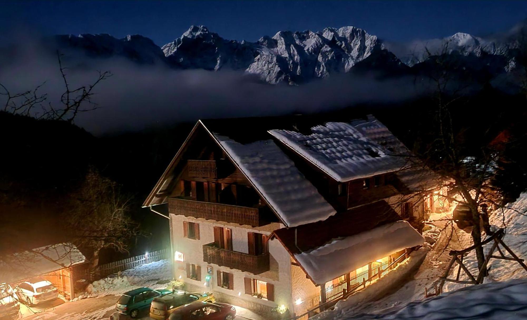 Farm Stay "Alpine Dreams" Солчава Экстерьер фото